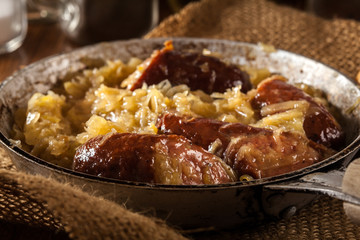 Sauerkraut braised with sausages