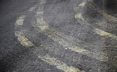 Naklejka premium Skidding road markings