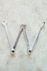 tool repair in garage