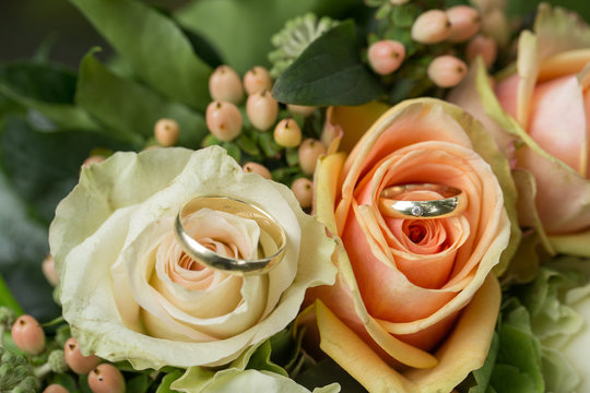 eheringe in rose