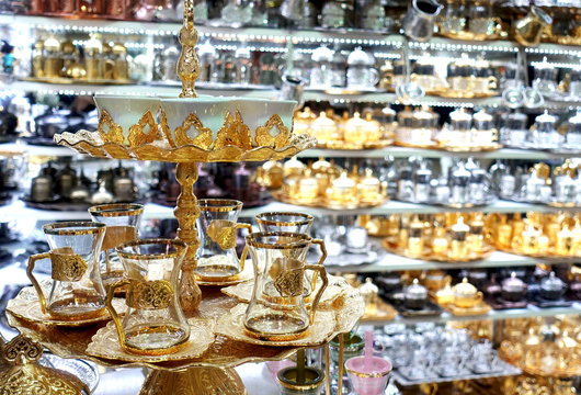 Traditional Turkish jugs and tea sets souvenirs on the market