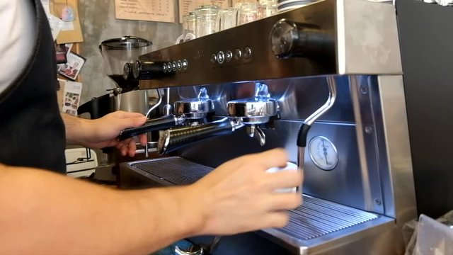 Make latte With an Espresso Machine