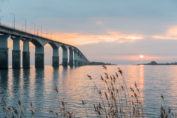 Sunrise by the bridge © olandsfokus