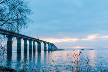 Dawn by the bridge © olandsfokus
