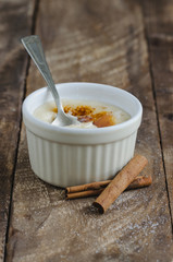 Rice with milk with burnt sugar.
