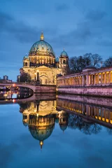 Fotobehang Berliner Dom bei Nacht © Mapics
