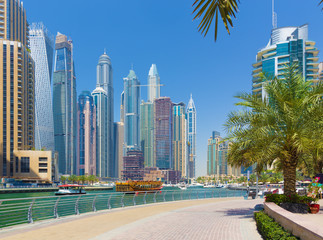 Fototapeta na wymiar Dubai - The skyscrapers of Marina and the promenade.