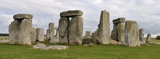 Stonehenge is a prehistoric druid monument in Wiltshire, England from the neolithic bronze age.