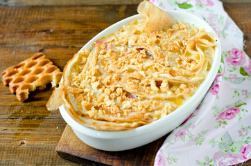 Casserol of pancakes with strawberries © teleginatania