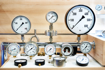 Manometers