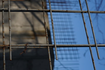 Obraz premium Rusty wire constructive nets