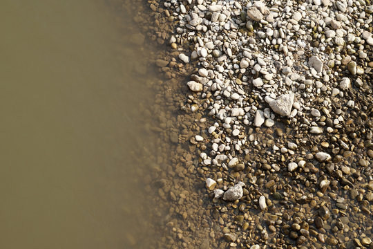 Pebbels in the river