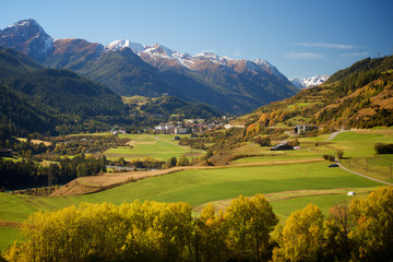 Engadin Schweiz im Herbst