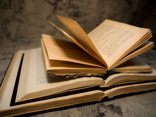 books thee