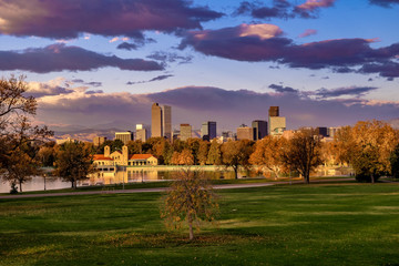 Fototapeta na wymiar Sunrise in Denver, Colorado
