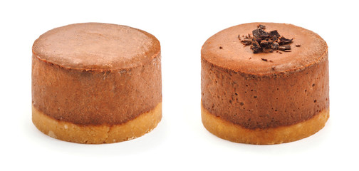 Brown chocolate round cheesecake. white isolated background