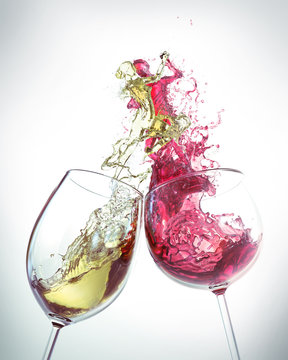 Red wine and white wine Splash is the shape of a man and a woman dancing