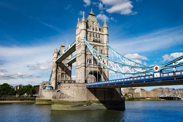 Fototapeta na wymiar London landmark, tower bridge