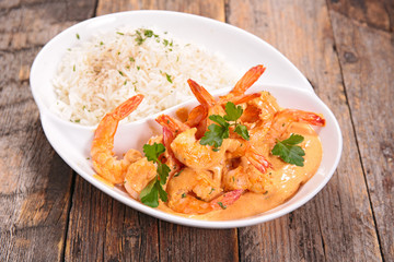 shrimp with cream and curry, rice