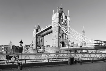 Fototapeta na wymiar London - The panorama of the Tower bridge, riverside in moring light.