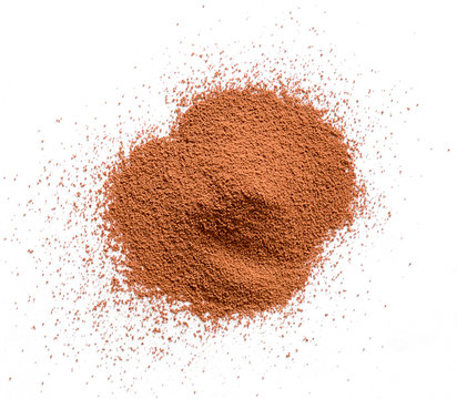 Pile cocoa powder isolated
