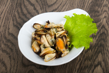Pickled mussels