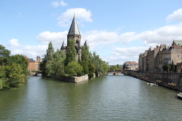 Naklejka premium Church on the River
