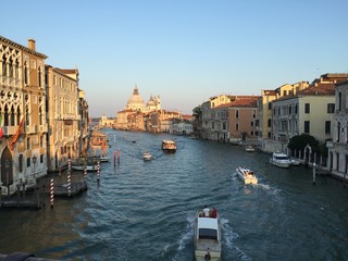 VENISE CANNAUX SOLEIL