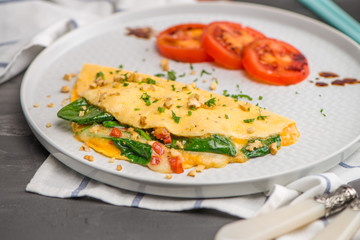 Omelet with vegetables