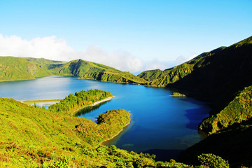 Fototapeta premium Beautiful Outdoor Landscapes of water, waterfalls, plants in the Azores