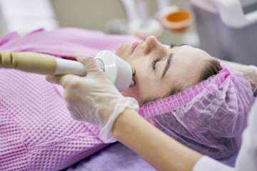 girl in cosmetic procedures of the face