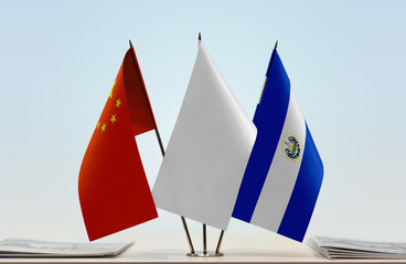Flags of China and El Salvador with a white flag in the middle