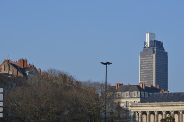 Nantes : Tour Bretagne et Palais de la Bourse