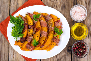 Dishes from pumpkin with bacon