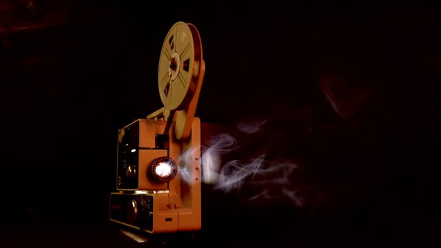 proyector antiguo de cine de 8mm