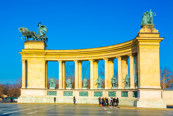 Fototapeta na wymiar Beautiful landscape 0f historic Heroes memorial landmark in the square of Budapest in a daytime