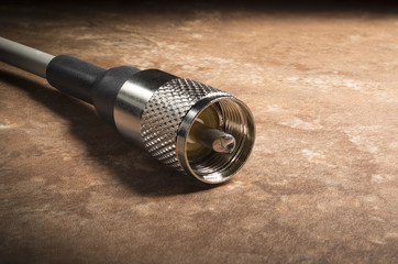 Ham radio antenna connection to the coax cable