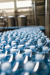 Bottling plant - Water bottling line for processing and bottling pure mineral carbonated water into bottles.