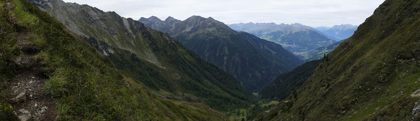 Fototapeta na wymiar Bergpanorama in den Alpen, Kaunertal