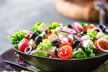 Bunter frischer salat( griechischer art )