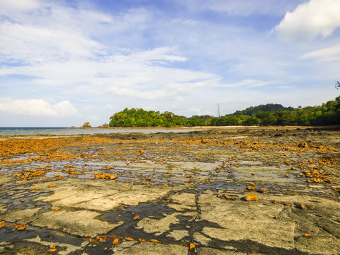 Panka Yai bay in low tide on Koh Bulon, Thailand (island in the Andaman sea)