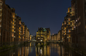 Fototapeta na wymiar Night Lights in Hamburg Speicherstadt