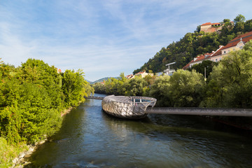 Fototapeta premium Murinsel Bridge in Graz