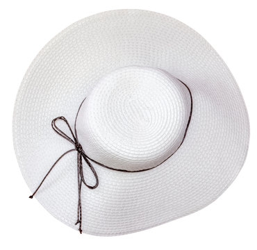 capeline blanche, fond blanc