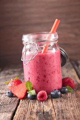 berry fruit smoothie