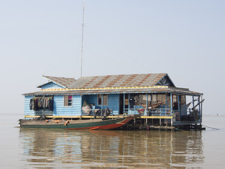 Obraz premium Floating village on Tonle Sap Lake, Cambodia