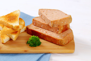 meat loaf with toast