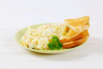 toast with potato salad