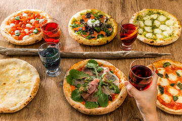 ピッツア　Italian home-made pizza