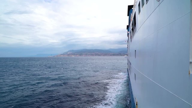 16861_The_side_of_the_huge_passenger_ship_in_Messina_Sicily_Italy.mov